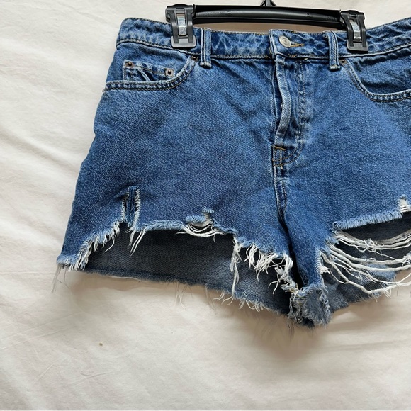 Gianni Bini Jean Shorts Size 25 - Picture 2 of 7